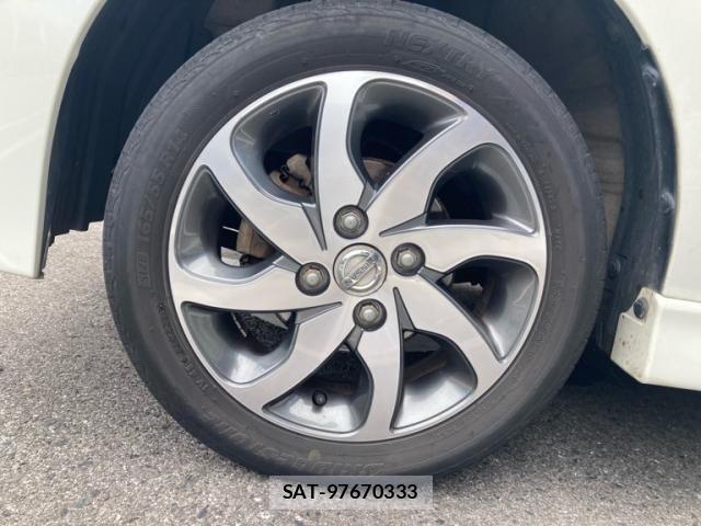 Nissan ROOX 2010-06 7619713-11