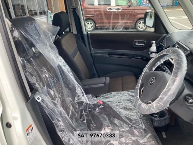 Nissan ROOX 2010-06 7619713-14