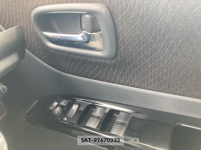 Nissan ROOX 2010-06 7619713-22