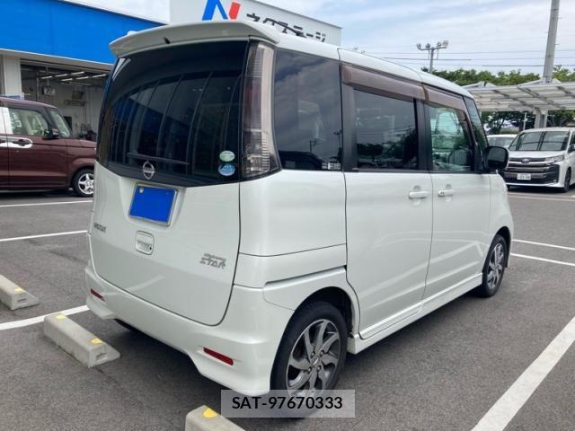 Nissan ROOX 2010-06 7619713-4