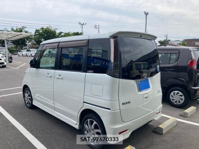 Nissan ROOX 2010-06 7619713-5