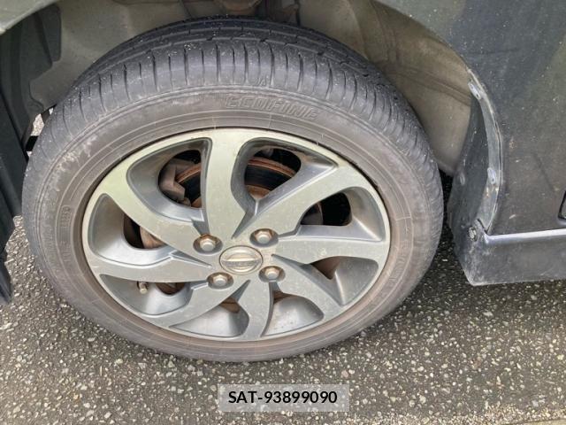 Nissan ROOX 2011-07 7728181-9