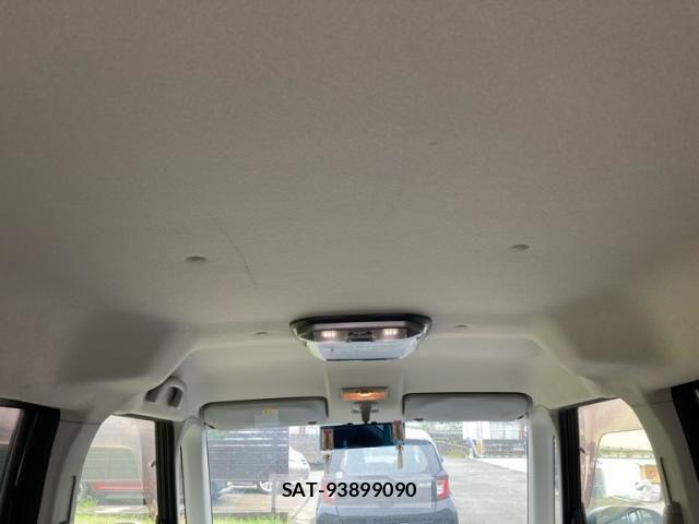 Nissan ROOX 2011-07 7728181-15