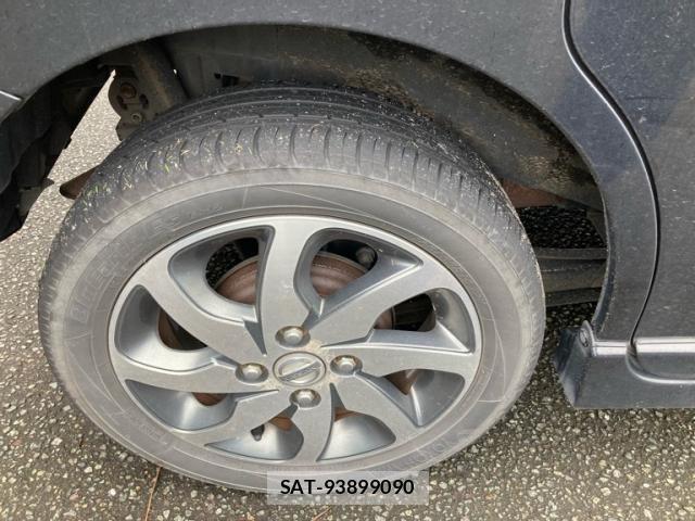 Nissan ROOX 2011-07 7728181-7