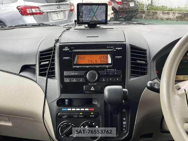 Nissan ROOX 2011-11 7728180-5
