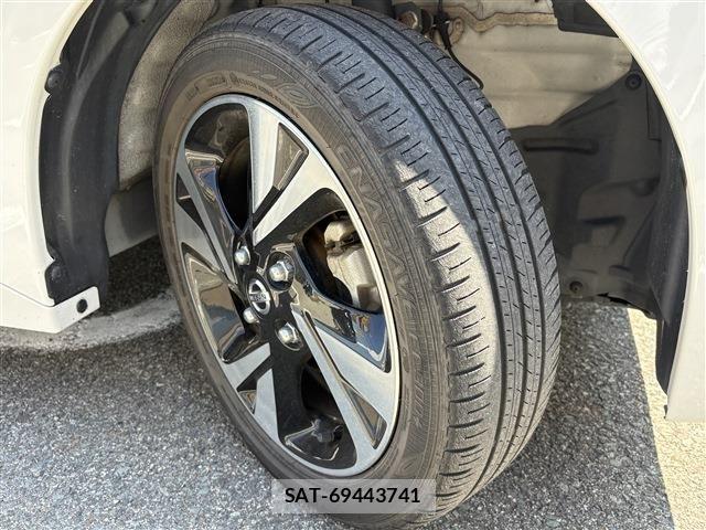 Nissan ROOX 2021-09 7728167-10