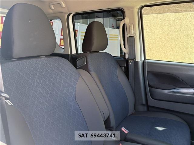 Nissan ROOX 2021-09 7728167-17