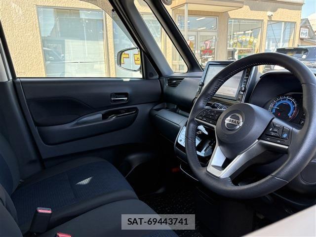 Nissan ROOX 2021-09 7728167-18