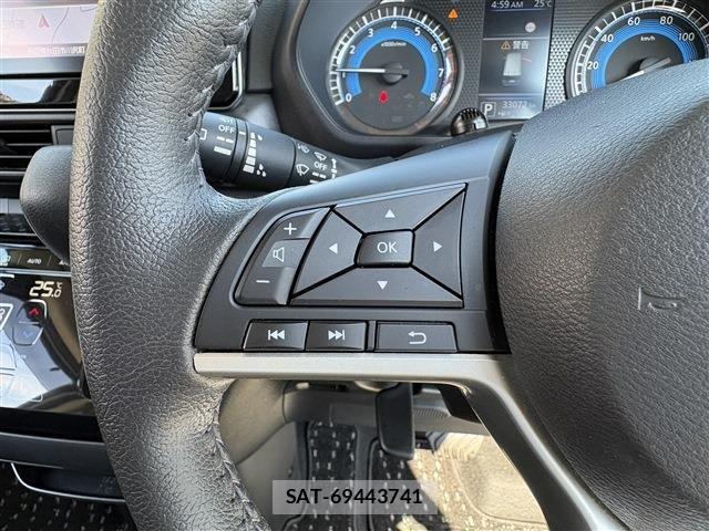 Nissan ROOX 2021-09 7728167-23