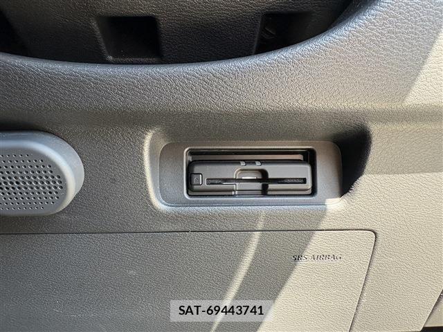 Nissan ROOX 2021-09 7728167-26