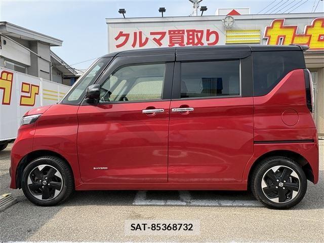 Nissan ROOX 2021-04 7728168-5