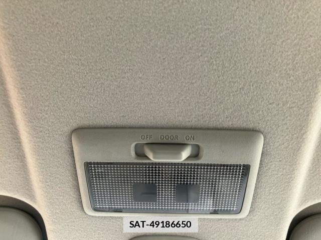 Nissan ROOX 2013-02 7879241-14