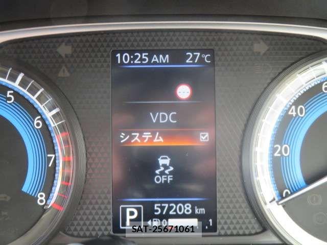 Nissan ROOX 2020-03 7879239-9