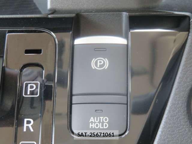 Nissan ROOX 2020-03 7879239-11