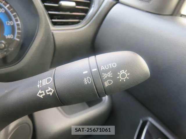 Nissan ROOX 2020-03 7879239-12
