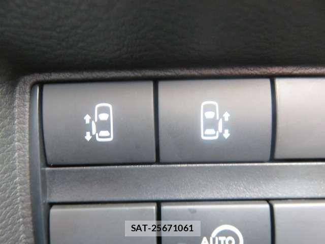Nissan ROOX 2020-03 7879239-13