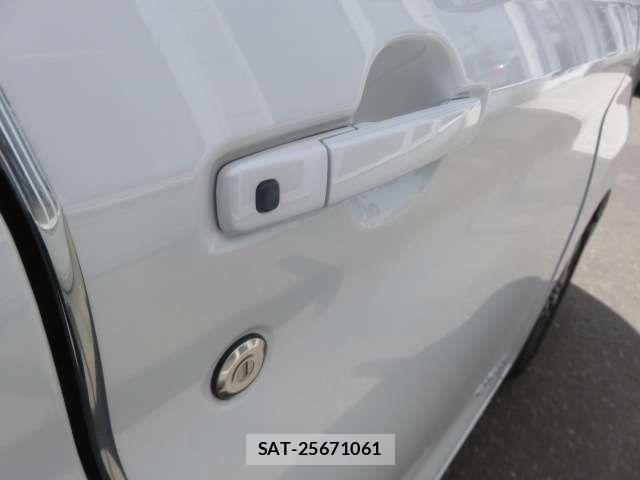 Nissan ROOX 2020-03 7879239-4