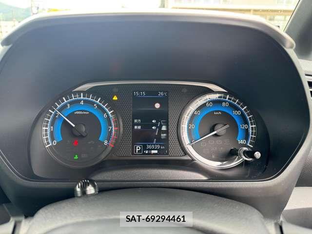 Nissan ROOX 2022-03 7980892-3