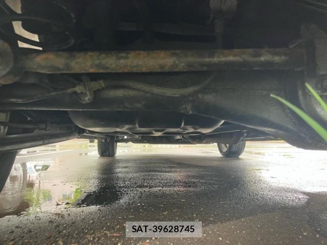 Nissan ROOX 2010-11 8038034-10