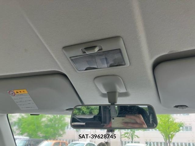 Nissan ROOX 2010-11 8038034-25
