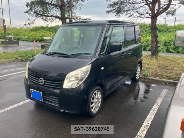 Nissan ROOX 2010-11 8038034-2