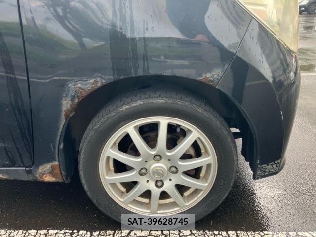 Nissan ROOX 2010-11 8038034-4
