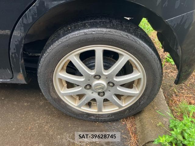 Nissan ROOX 2010-11 8038034-6