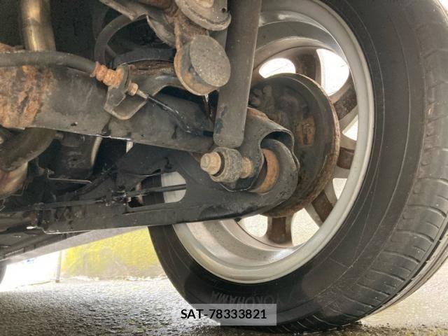 Nissan ROOX 2012-05 8038033-11