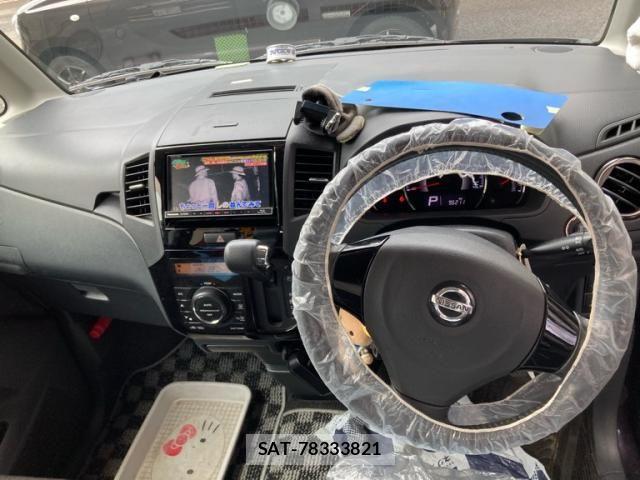Nissan ROOX 2012-05 8038033-21