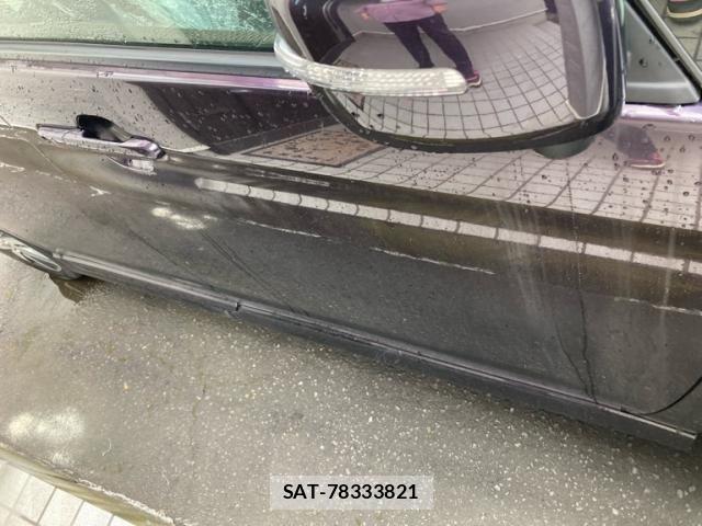 Nissan ROOX 2012-05 8038033-2