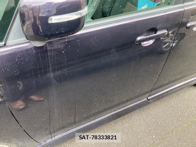 Nissan ROOX 2012-05 8038033-6