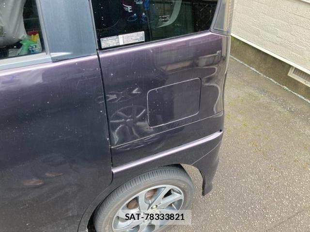 Nissan ROOX 2012-05 8038033-8