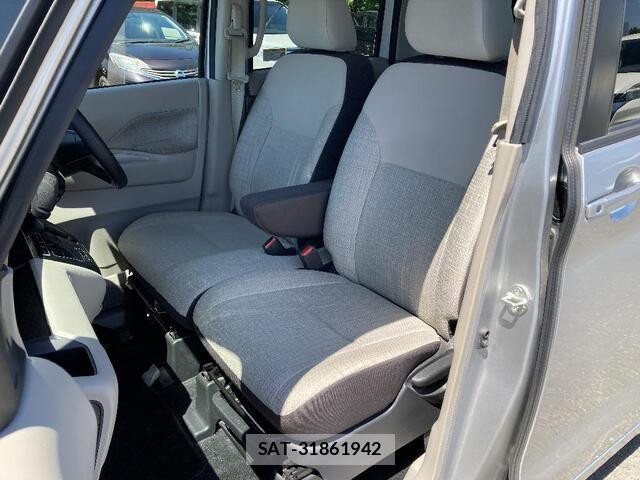 Nissan ROOX 2020-12 8038032-16