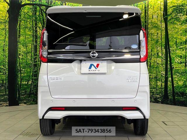 Nissan ROOX 2020-09 8038030-14