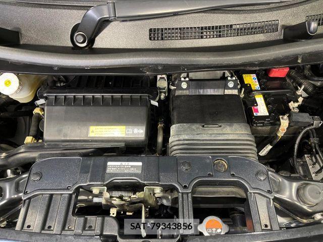 Nissan ROOX 2020-09 8038030-17