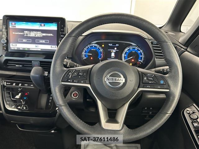 Nissan ROOX 2020-07 8038031-15