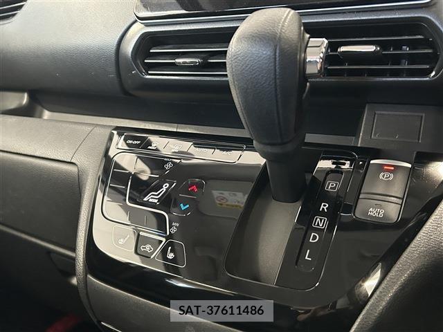 Nissan ROOX 2020-07 8038031-20