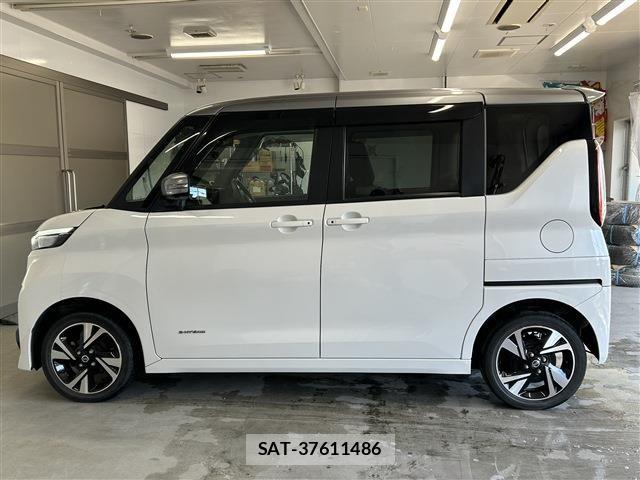 Nissan ROOX 2020-07 8038031-7