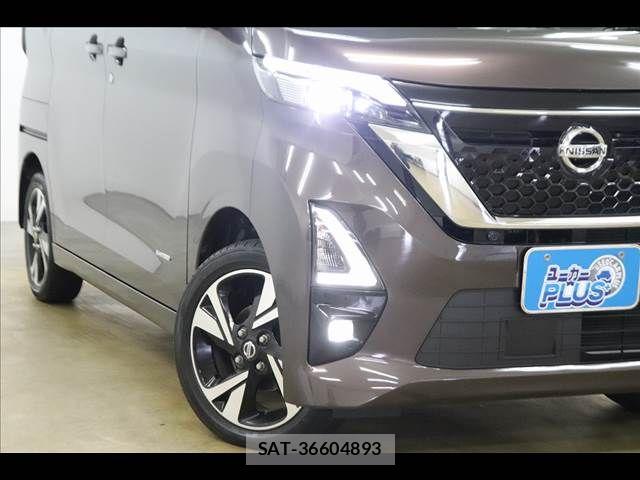 Nissan ROOX 2022-09 8038028-22