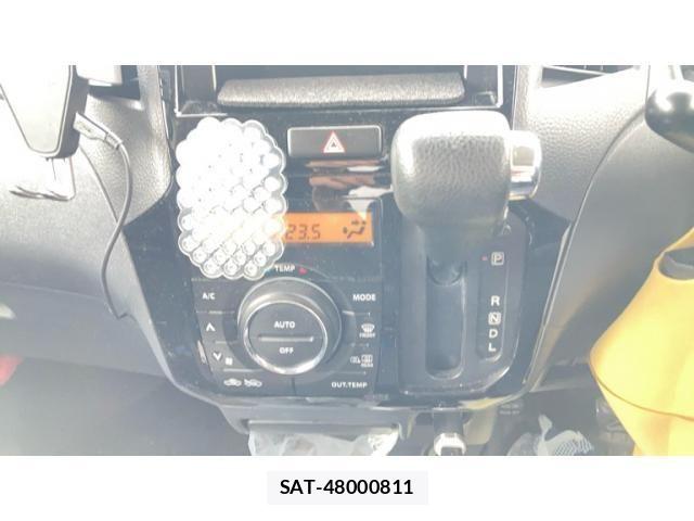 Nissan ROOX 2011-10 8075423-16