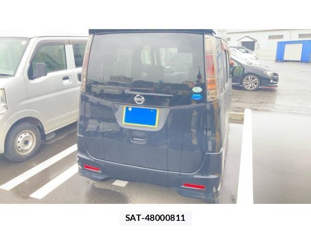 Nissan ROOX 2011-10 8075423-4