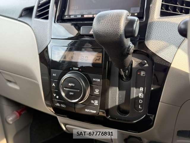Nissan ROOX 2010-07 8075421-29