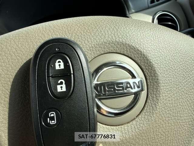 Nissan ROOX 2010-07 8075421-8