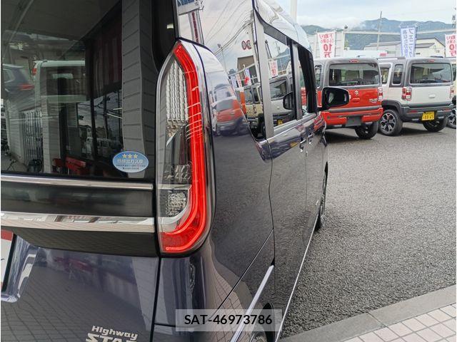 Nissan ROOX 2021-05 8209990-5