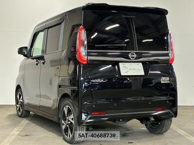 Nissan ROOX 2022-06 8209988-6