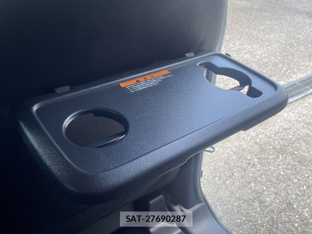 Nissan ROOX 2023-10 8209992-23