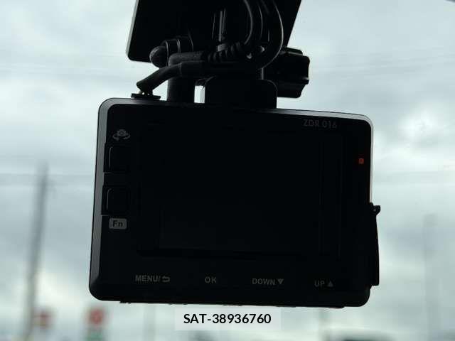 Nissan ROOX 2023-09 8246576-9