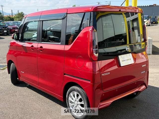 Nissan ROOX 2021-10 8316858-26