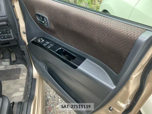 Nissan ROOX 2012-02 8316861-11