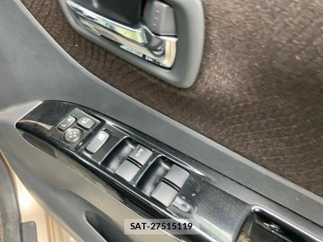 Nissan ROOX 2012-02 8316861-12